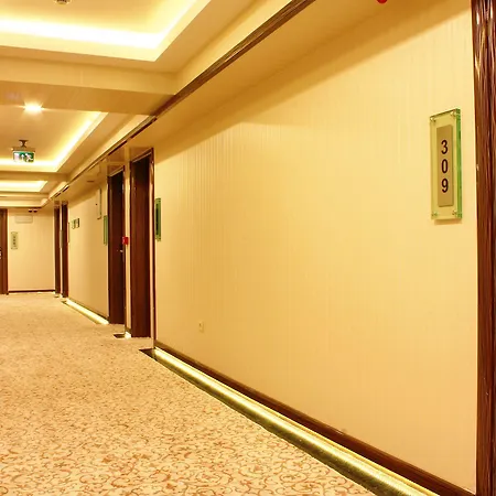 Prusa Hotel 3*